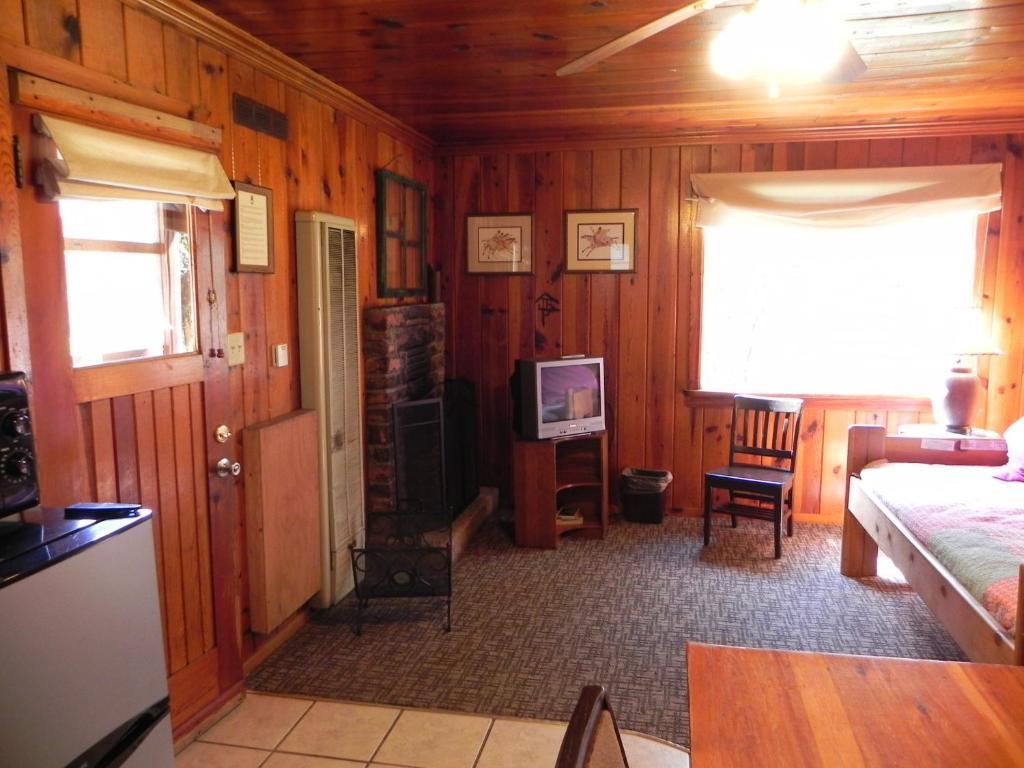 Apache Village Cabins Ruidoso Chambre photo